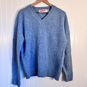 VTG McGregor Men's Blue 100% Wool Vneck Sweater Men’s Size Large